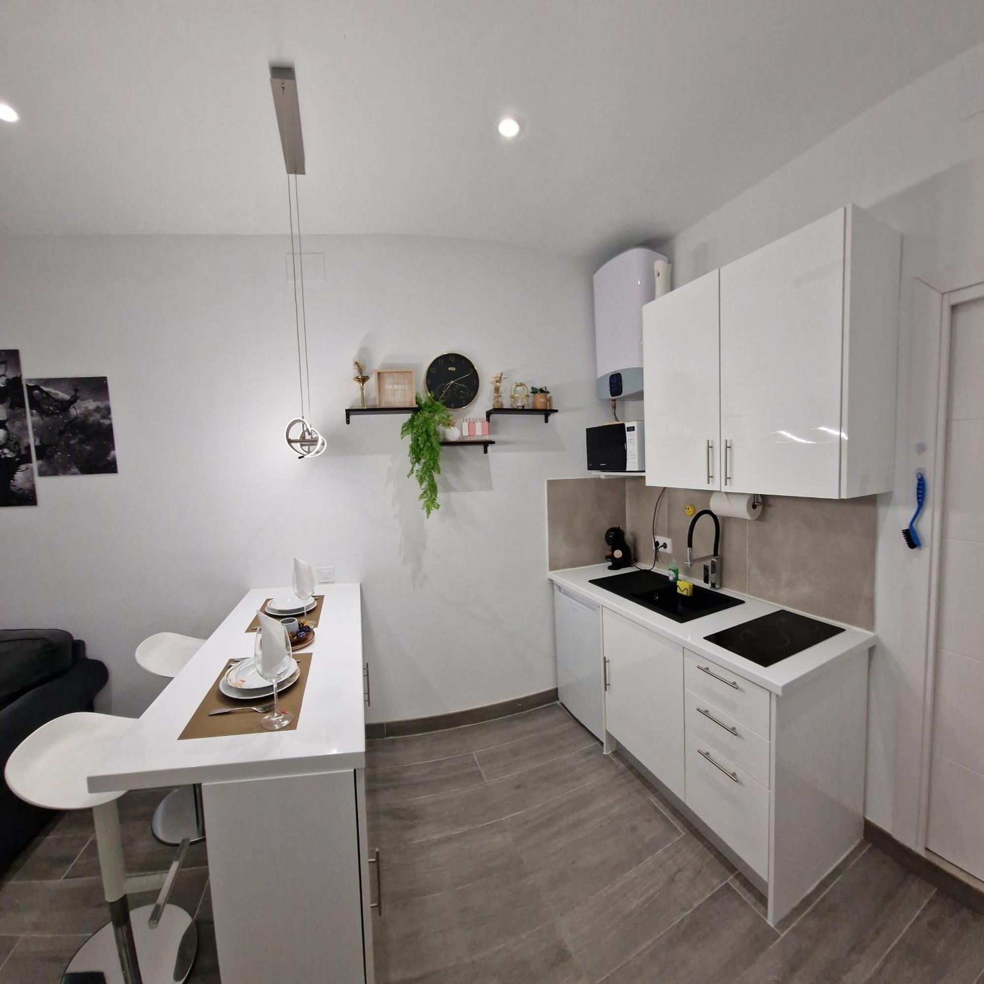 Barcelona, Apartamento De 1 Habitacion Lägenhet L'Hospitalet de Llobregat Exteriör bild